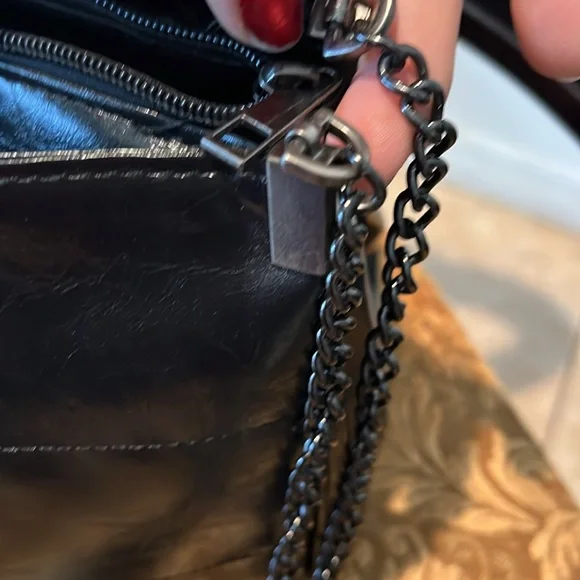 Black shouler bag - Picture 4 of 7